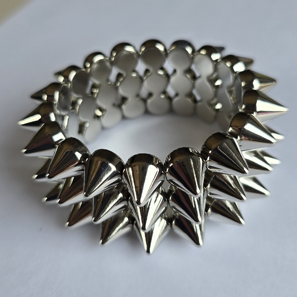🤘🏻 Triple Spiked Stacked Bracelet